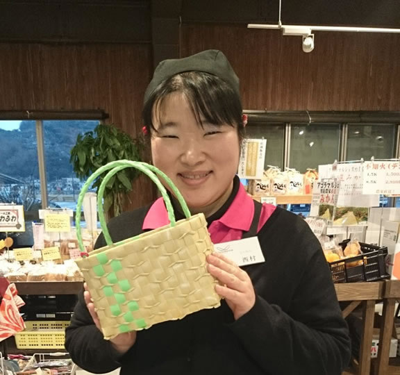 手作りカゴ